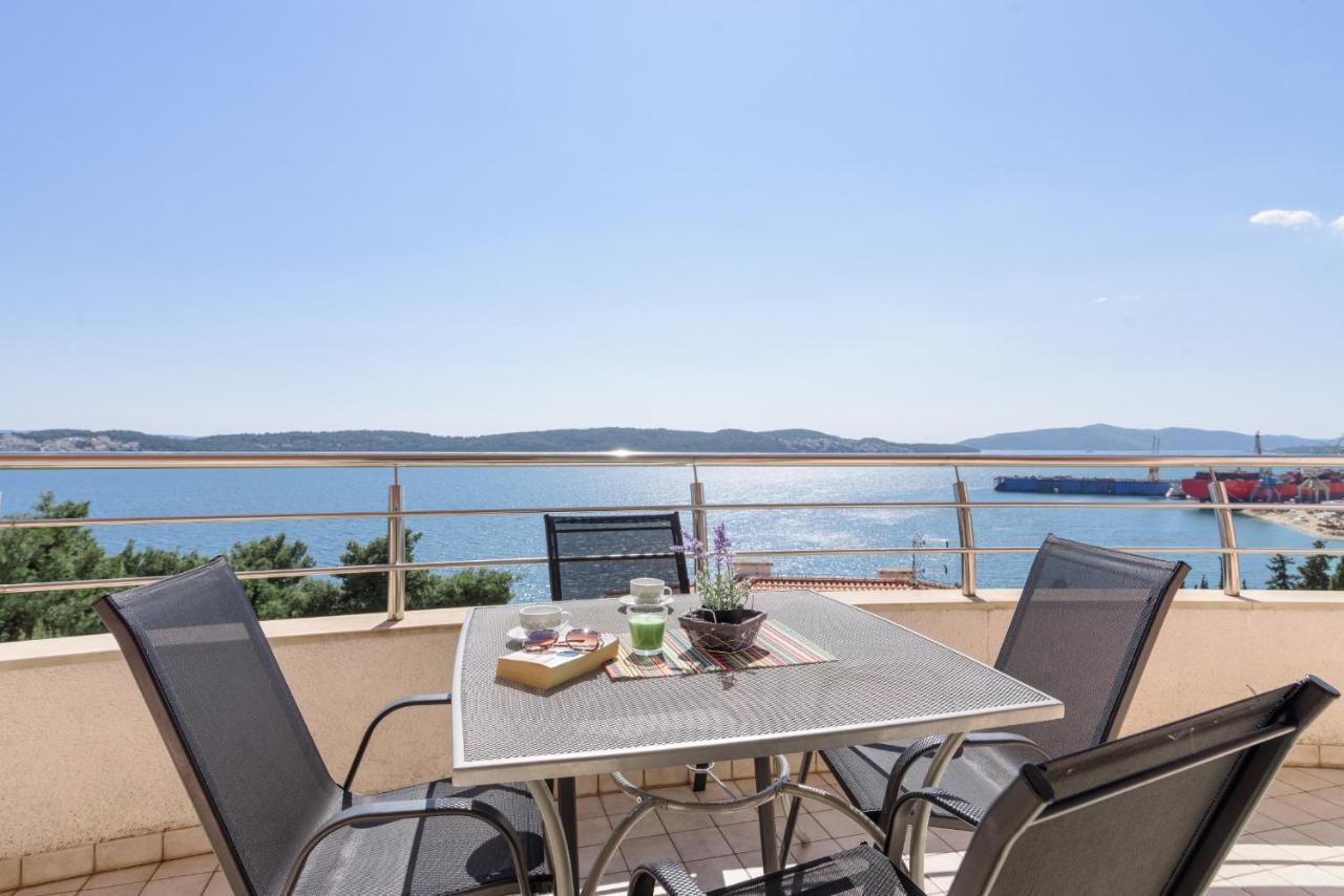 Apartment Marijana Трогир Экстерьер фото