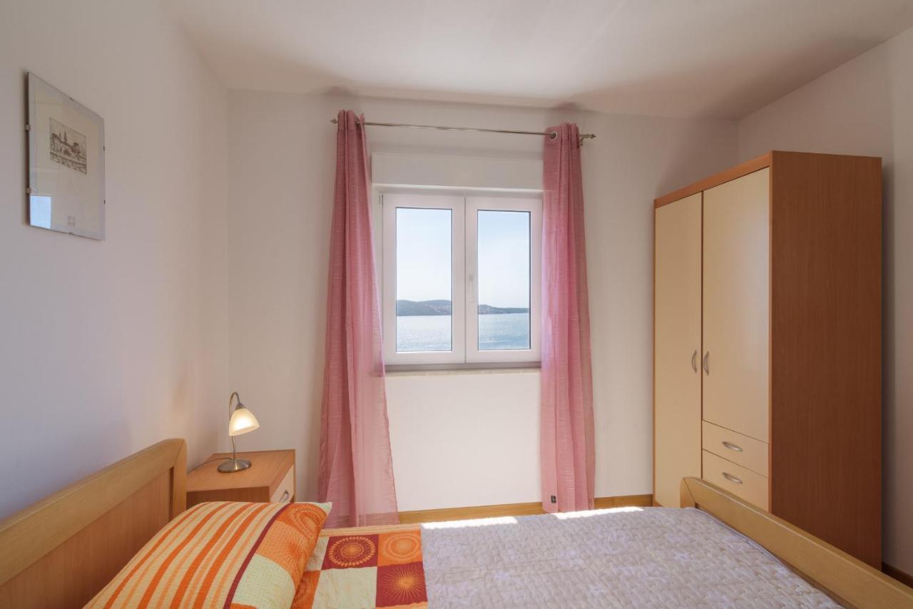 Apartment Marijana Трогир Экстерьер фото